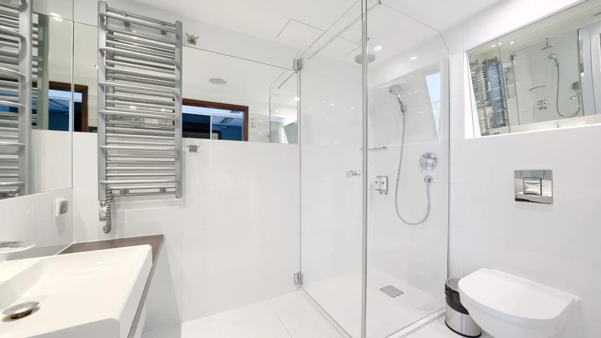 Apartamenty Sun & Snow Marine Kolobrzeg 0*,